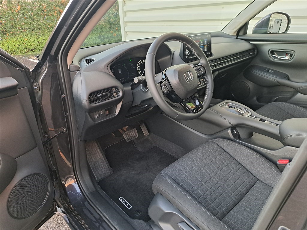 HONDA ZR-V E:HEV