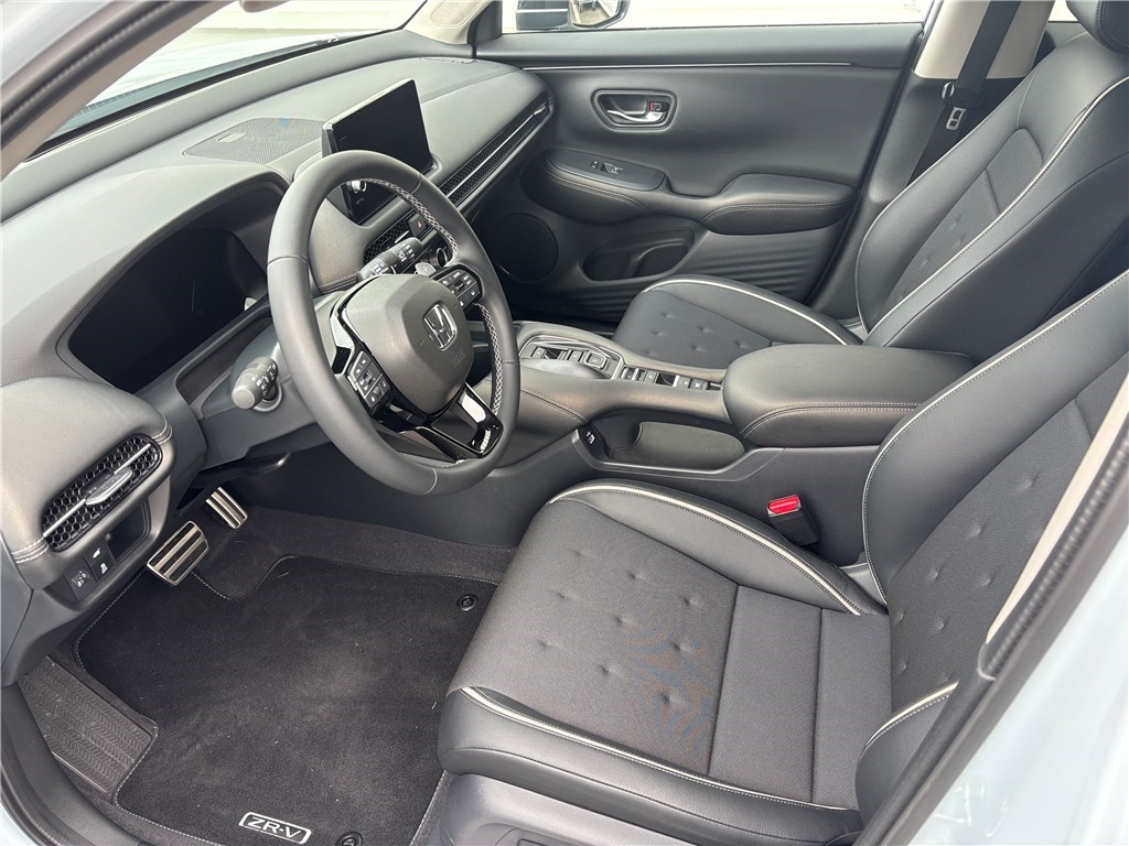 HONDA ZR-V E:HEV
